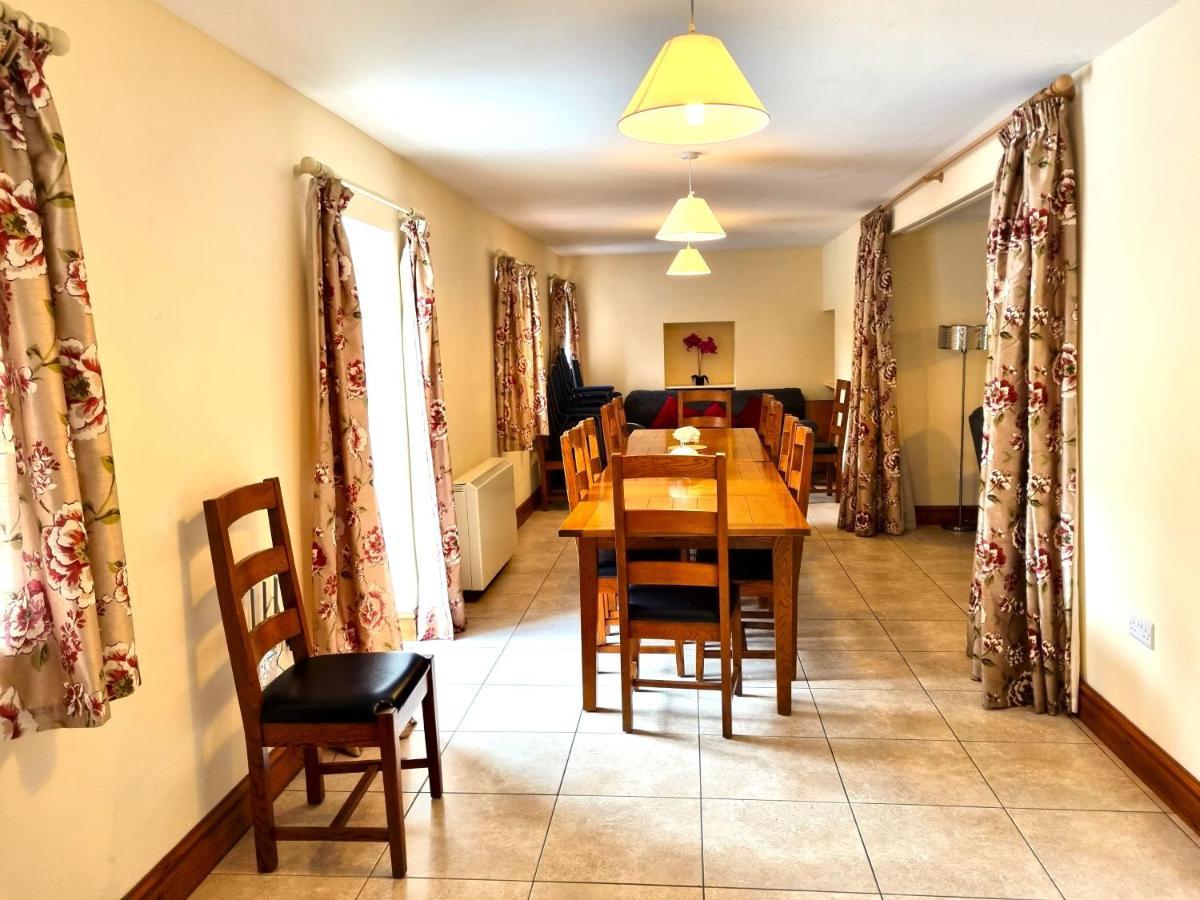 Kestrel Farmhouse لياندوفيري المظهر الخارجي الصورة